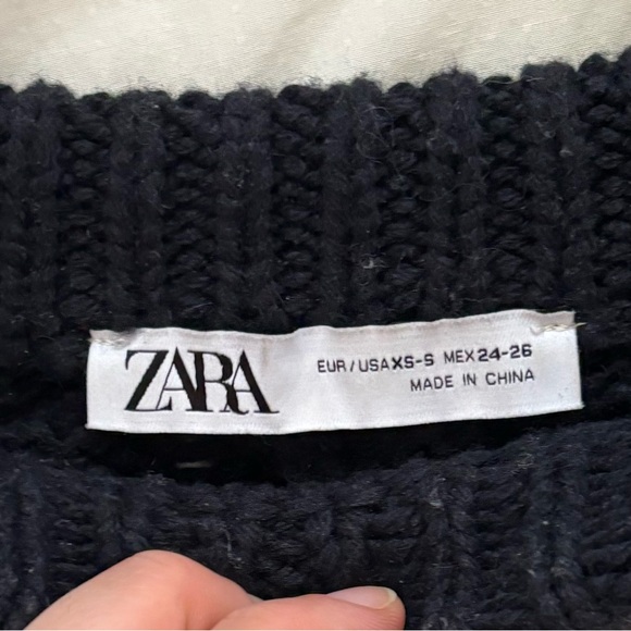 Chunky Knit Sweater - Picture 3 of 3